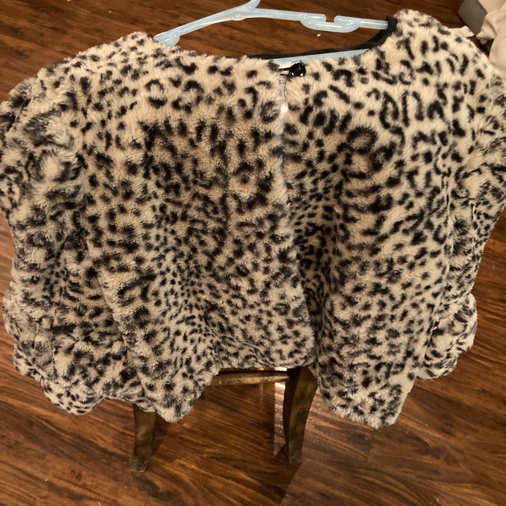 Girls cape jacket